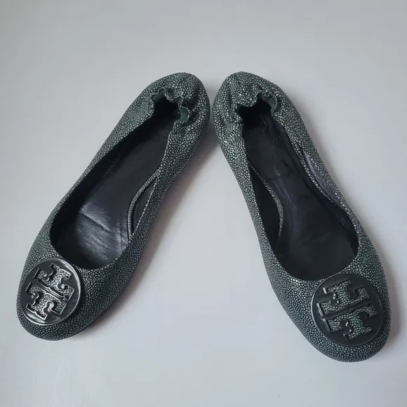 Tory burch Reva Flats leather Ballet flats  size 7M.