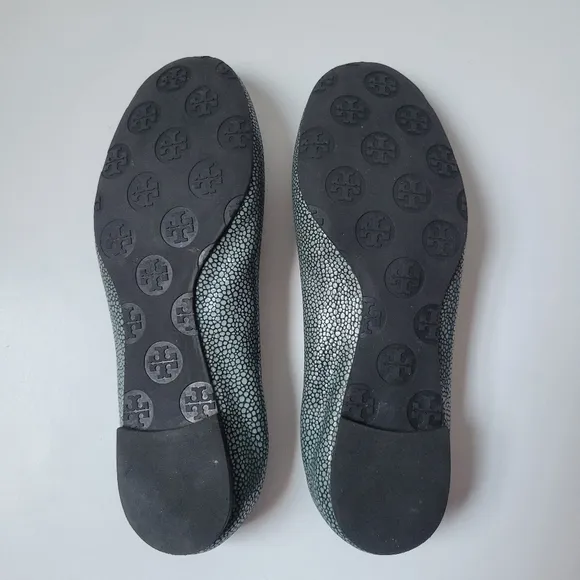 Tory burch Reva Flats leather Ballet flats  size 7M.