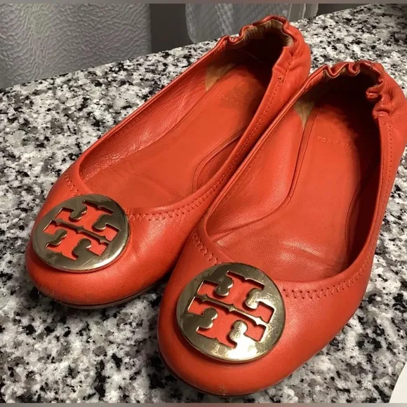Tory Burch Reva Mestico Leather Ballet Flats In Tiger Lily/Gold Logo– Size 8