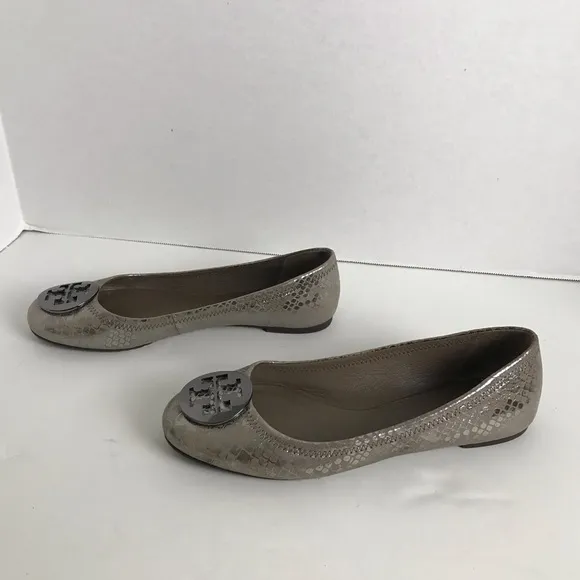 Tory Burch Reva Pewter Snake Silver Emblem Logo Leather Ballet Flats Womens Sz 8