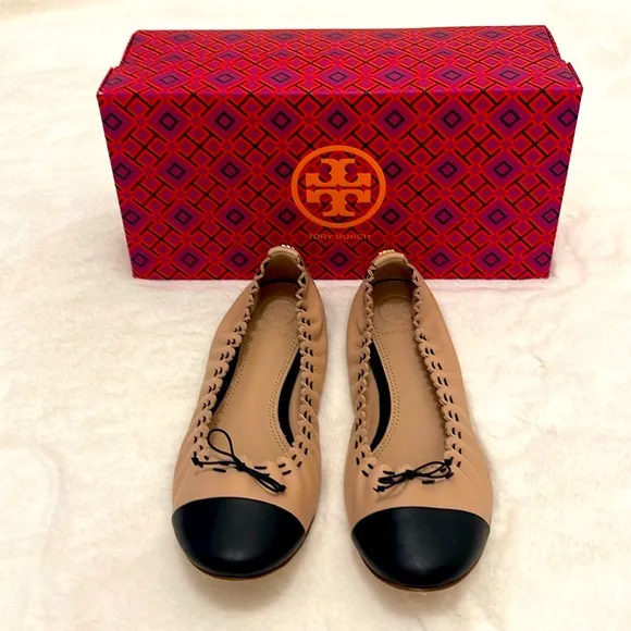 Tory Burch Scallop Elastic Ballet Flats