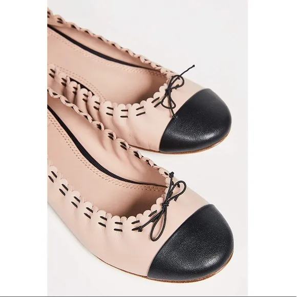 Tory Burch Scallop Elastic Ballet Flats