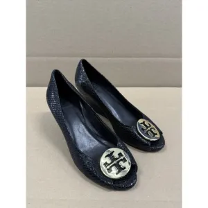 Tory Burch Size 6M Black Textured Snake Leather Wedge Shoes Pumps