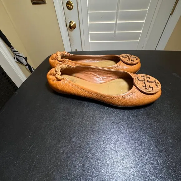Tory Burch size 7 tan pebble leather flats