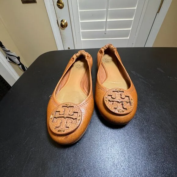 Tory Burch size 7 tan pebble leather flats