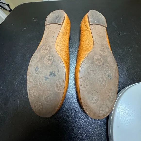 Tory Burch size 7 tan pebble leather flats