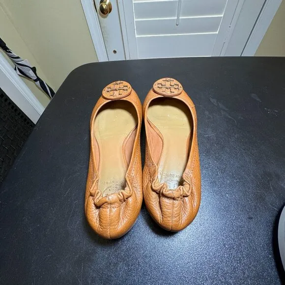 Tory Burch size 7 tan pebble leather flats