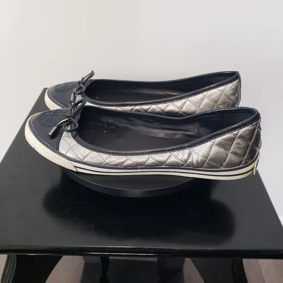 Tory Burch Skyler Quilted Sneaker Leather Ballet Flats Women's Size:9M