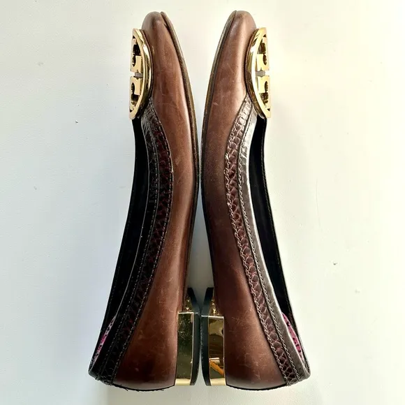 Tory Burch Snakeskin and Leather Flats, Oversized Gold Logo, size 7.5