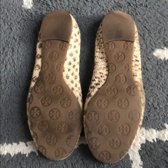 Tory Burch sz 9.5 rattlesnake leather flats
