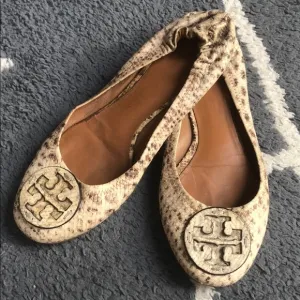 Tory Burch sz 9.5 rattlesnake leather flats