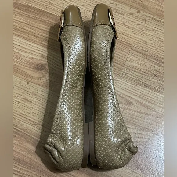Tory Burch Tan Leather Reva flats size 7M​​​