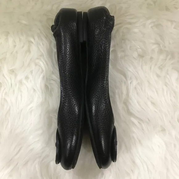 Tory Burch Women’s Reva Leather Flats Size 7.5