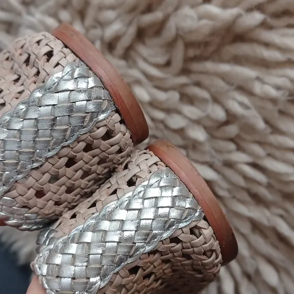 Tory Burch  woven leather flats