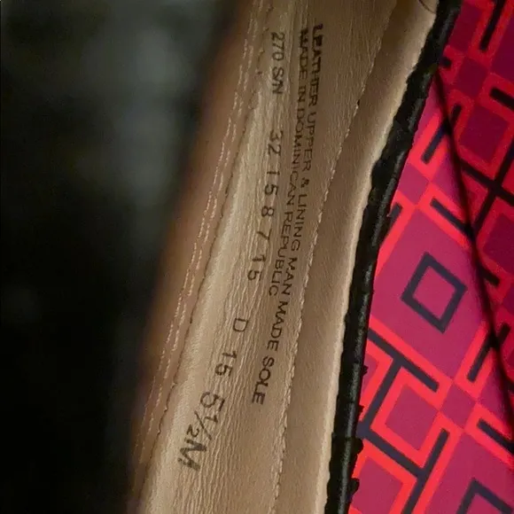 Tory Burch York Snake Print  flats , size 51/2M