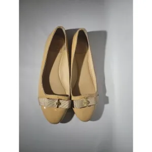 Tory Burch Tan Patient Flats 10.5M