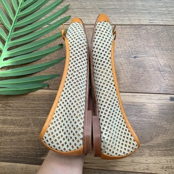 TOSCA BLU Tan Weaved Leather Bow Flats 39