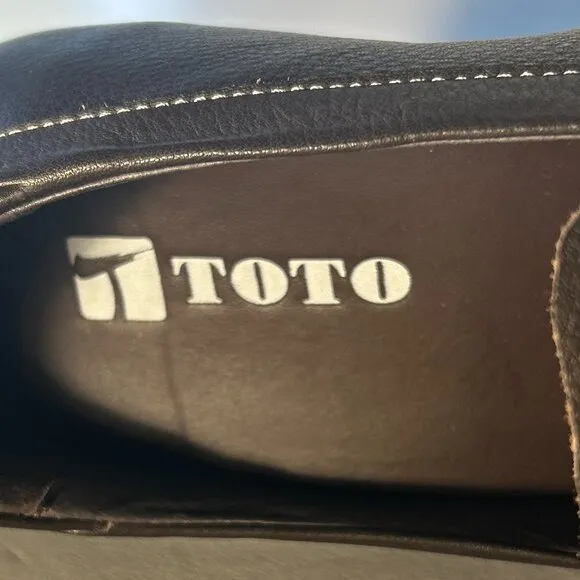 Toto NWOT SZ11 Elevator 2.2&quot; Higher Brown Leather Penny Loafer Moccasins Comfort