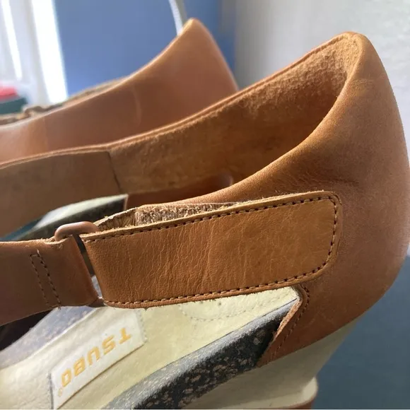 TSUBO Isara Leather Wedge Sandals