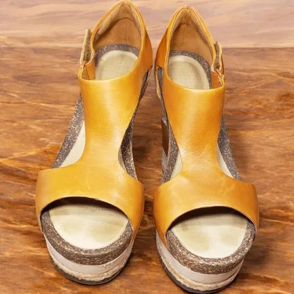 Tsubo Isara Leather / Wood Sculptural Wedges~$240