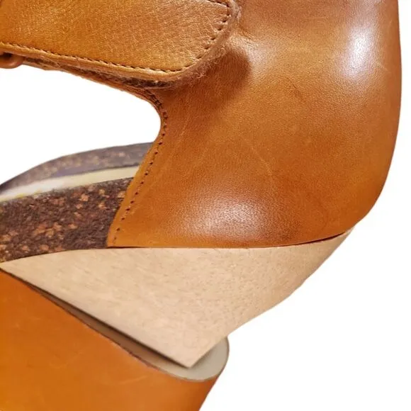 Tsubo Isara Leather / Wood Sculptural Wedges~$240