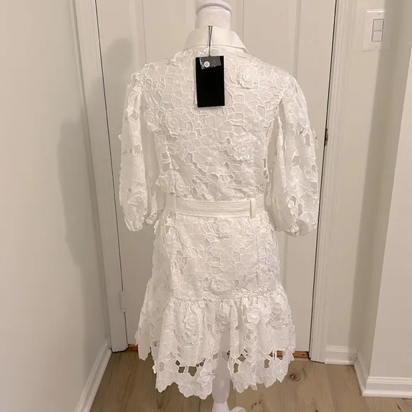 Tuckernuck En Saison Ivory White Ottis Lace Belted Mini Dress NWT Size Medium