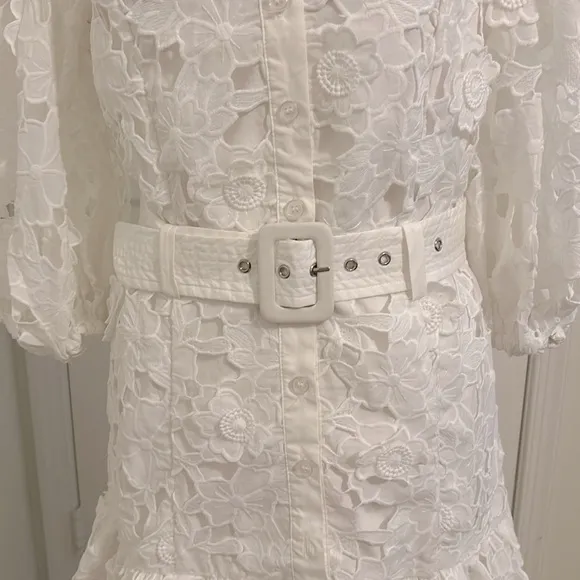 Tuckernuck En Saison Ivory White Ottis Lace Belted Mini Dress NWT Size Medium