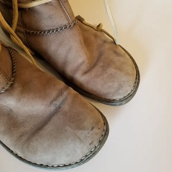 Ugg 9 Tall Boots 1634 CATALINA Brown Leather Sheepskin Lace Up Wrap Around