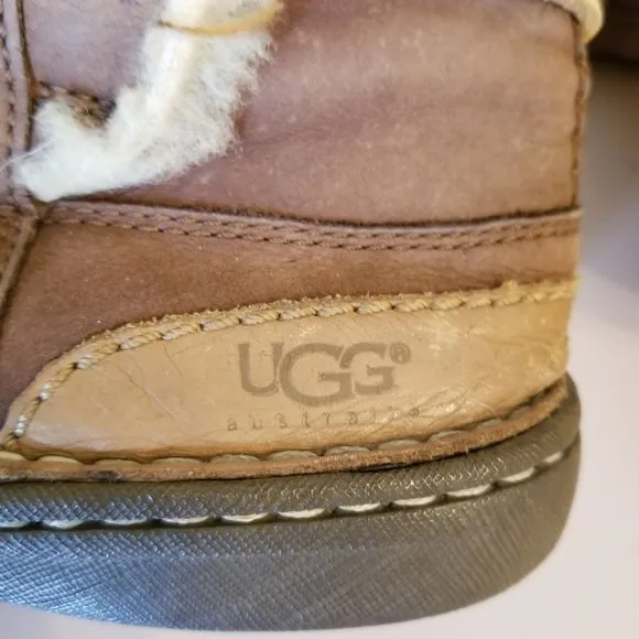 Ugg 9 Tall Boots 1634 CATALINA Brown Leather Sheepskin Lace Up Wrap Around
