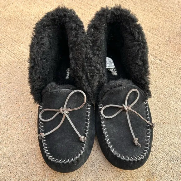 UGG ALENA SLIPPER BLACK SUEDE SHEEPSKIN CUFF MOCCASINS WOMENS