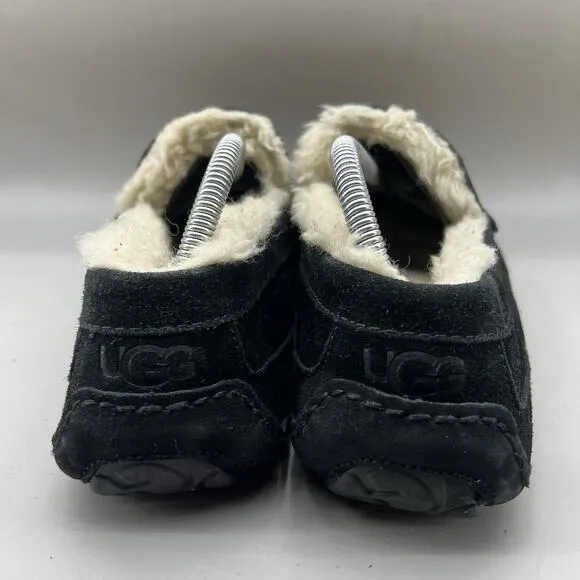 UGG Ascot Mens Slippers Loafer Size 9 Black Suede Sheepskin Slip On Shoe