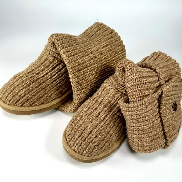 UGG Australia Classic Knit Cardy Knee High Sweater Boots Sheepskin in Chestnut