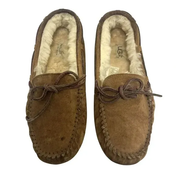 UGG Australia Dakota Suede Fur Lined Slip On Moccasins Loafers Chestnut Womens 8