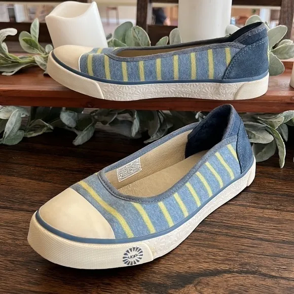 UGG australia Neema Canvas boat sneaker shoe | size 9