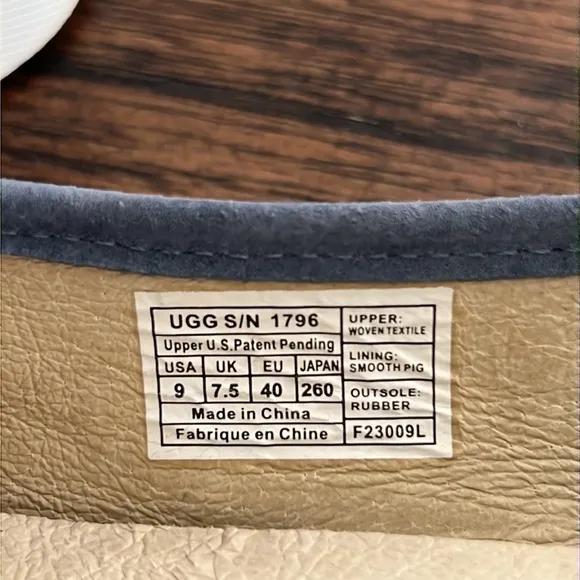 UGG australia Neema Canvas boat sneaker shoe | size 9