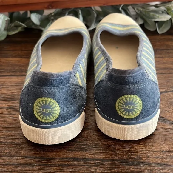 UGG australia Neema Canvas boat sneaker shoe | size 9