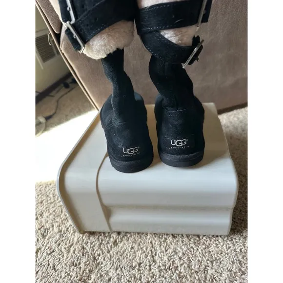 UGG Australia Suede Boots Shearling Cuff Buckle Accent Black Women's Size 7