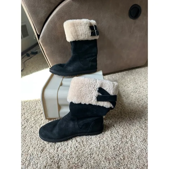 UGG Australia Suede Boots Shearling Cuff Buckle Accent Black Women's Size 7