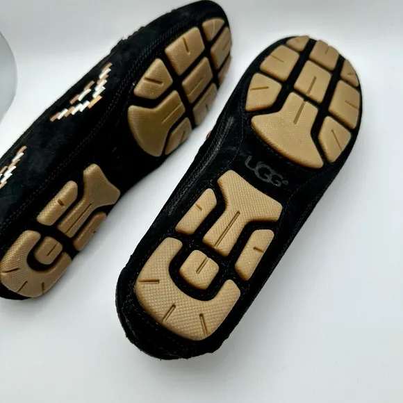 UGG Australia Women Calze Rustic Moccasins Suede Shoes Black Sz. 7 NWOB