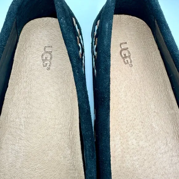 UGG Australia Women Calze Rustic Moccasins Suede Shoes Black Sz. 7 NWOB