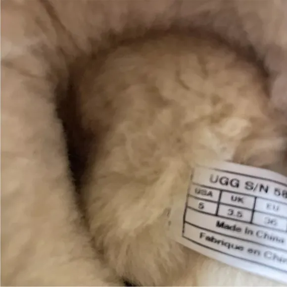 UGG Australia Womens Tall Boots Tan Leather Upper 5 Sheep Fur Warm Pull On Flat