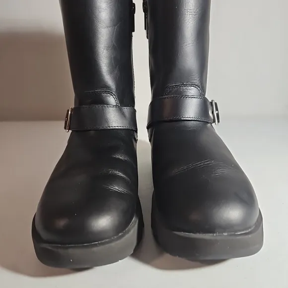 Ugg Australis Brieda Black Leather Waterproof Sherpa Bootie Size 8/39 EUC