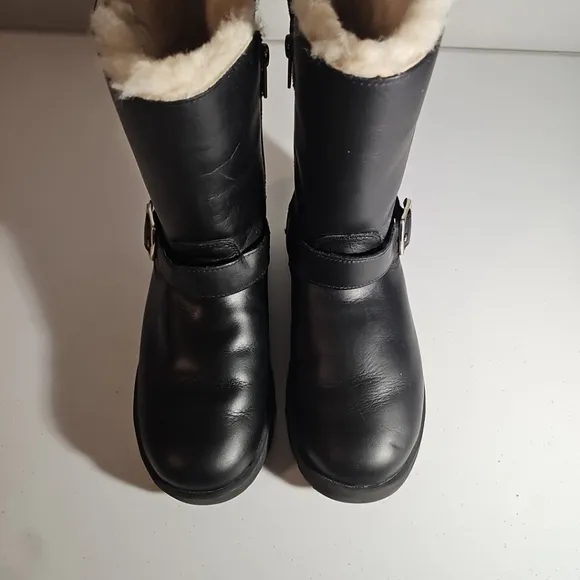 Ugg Australis Brieda Black Leather Waterproof Sherpa Bootie Size 8/39 EUC