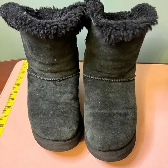 UGG Black Boots With Bows Size 8 WORN USED