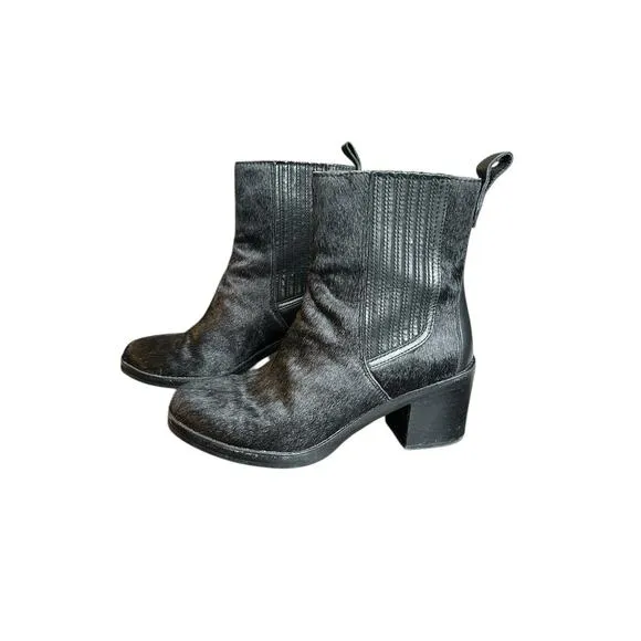 UGG Camden Exotic Black Heeled Booties sz 8 Faux Cow Hide Furry Boots High Heel