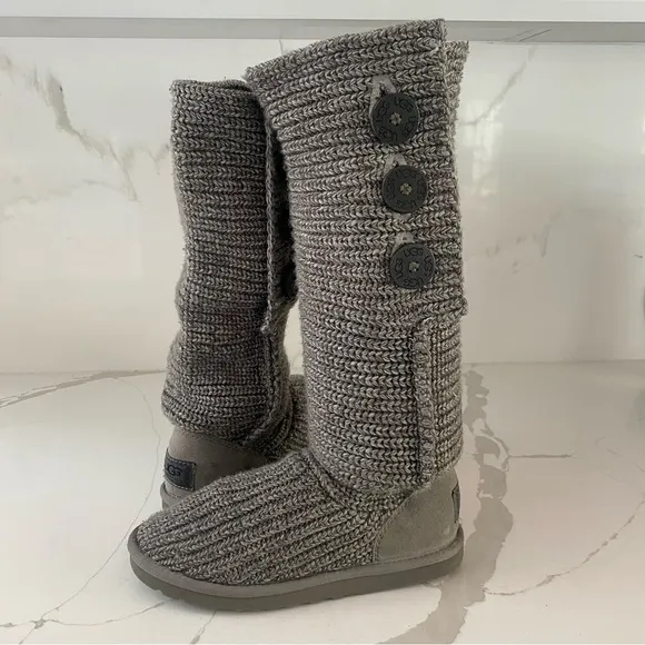 UGG CARDY GRAY KNIT PULL ON BOOTS  SIZE 7