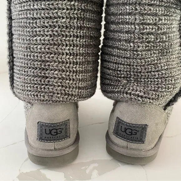 UGG CARDY GRAY KNIT PULL ON BOOTS  SIZE 7