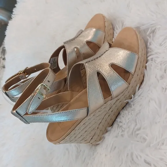 UGG® Careena Platform Wedge Espadrille Sandals Gold NEW