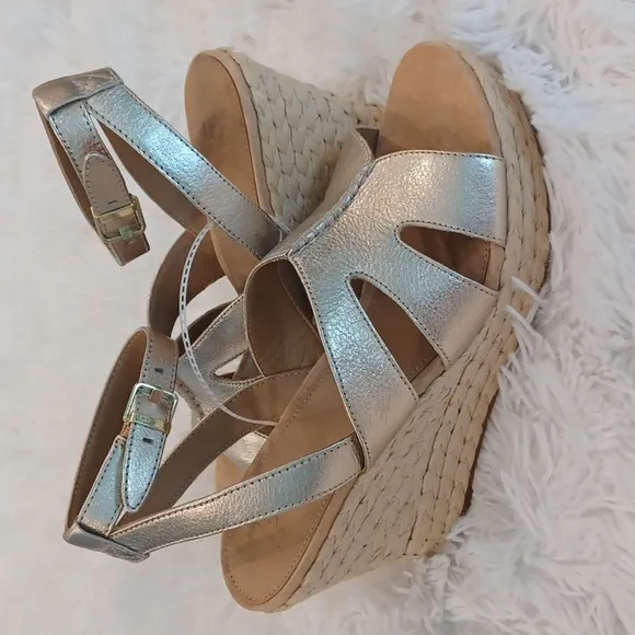 UGG® Careena Platform Wedge Espadrille Sandals Gold NEW