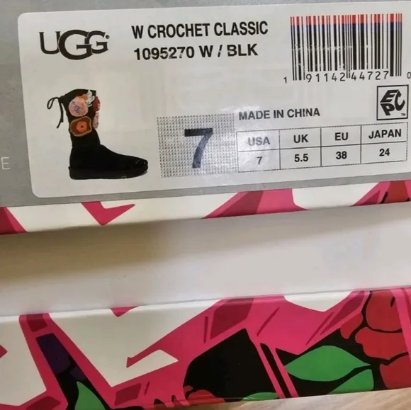 UGG Crochet Classic Boots, US 7, Grannycore Black
